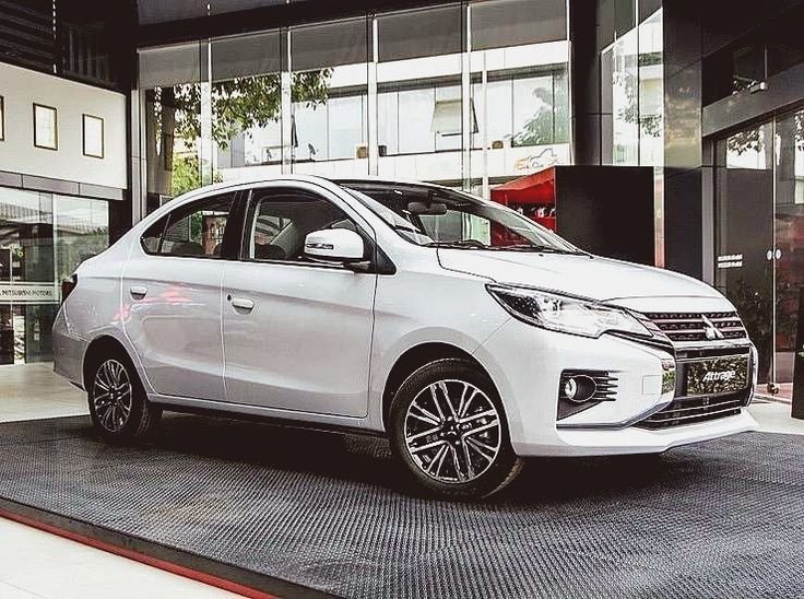 Cập nhật giá niêm yết và lăn bánh mới nhất xe…