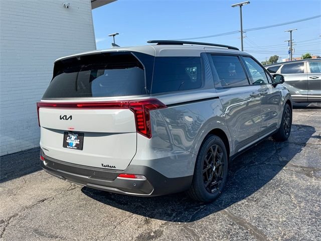 Ceramic Silver 2026 Kia Carnival SX Prestige FWD…