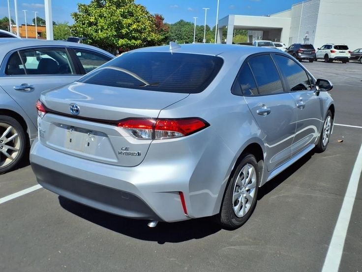 This 2023 Toyota Corolla Hybrid LE, has a CLASSIC…